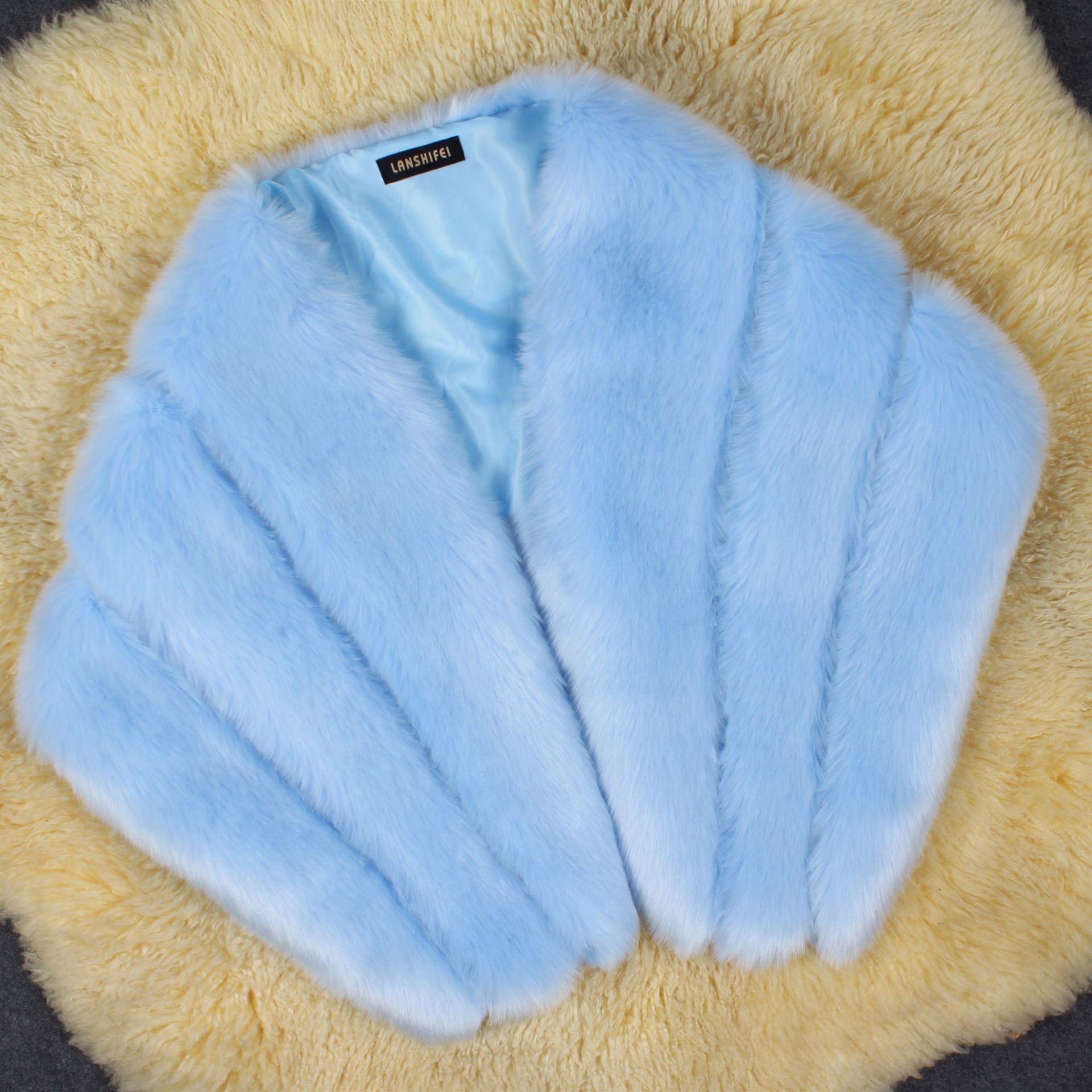 Accessories To Complement The Brides Shawl